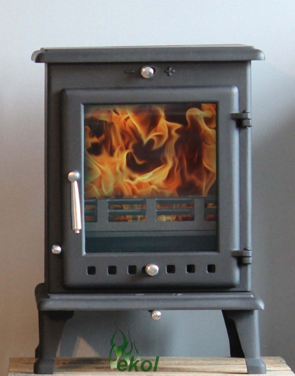 Ekol Crystal 8 woodburning multi fuel stove